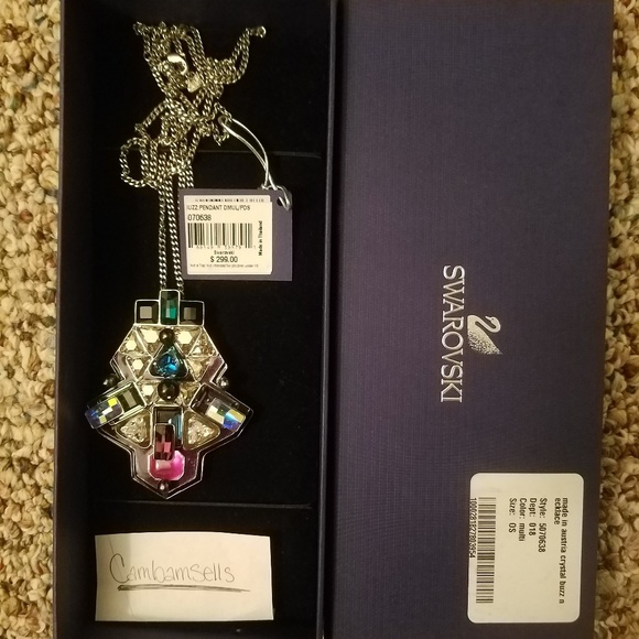 LAST ONE! SWARVOSKI Pendant - Picture 4 of 4